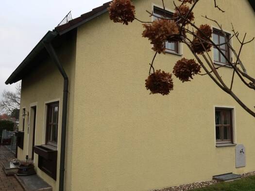 Doppelhaushälfte zum Kauf 165.000 € 5 Zimmer 130 m² 400 m² Grundstück Pleußen Mitterteich 95666