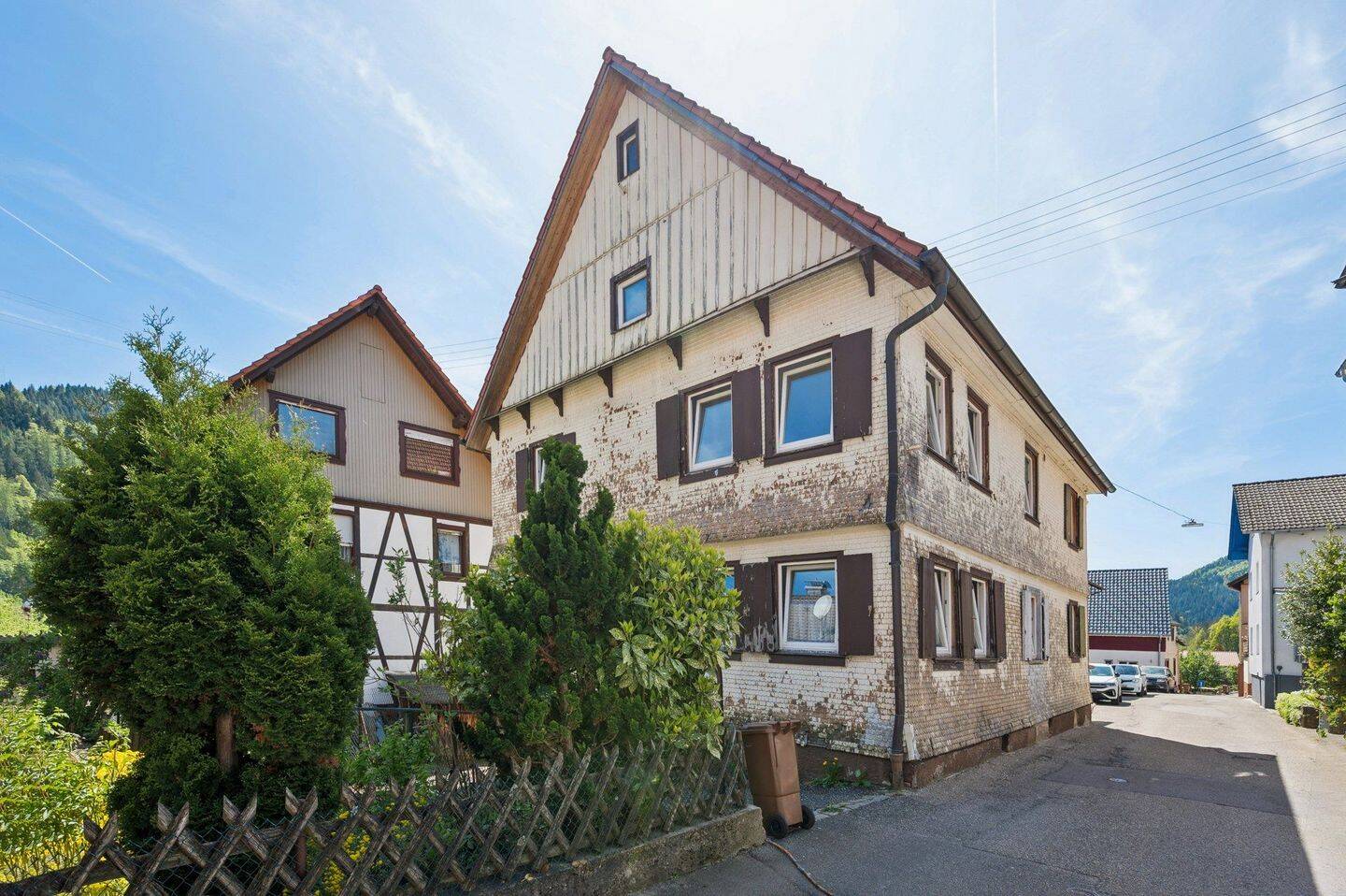 Mehrfamilienhaus zum Kauf – pohled 2