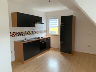 Wohnung zur Miete 520 € 2,5 Zimmer 64 m² 2. Geschoss frei ab sofort Roth Roth 91154