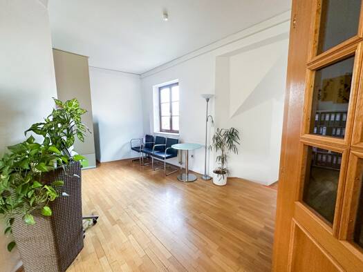 Laden zur Miete 8 € Ringstraße 8 Feldbach 8330