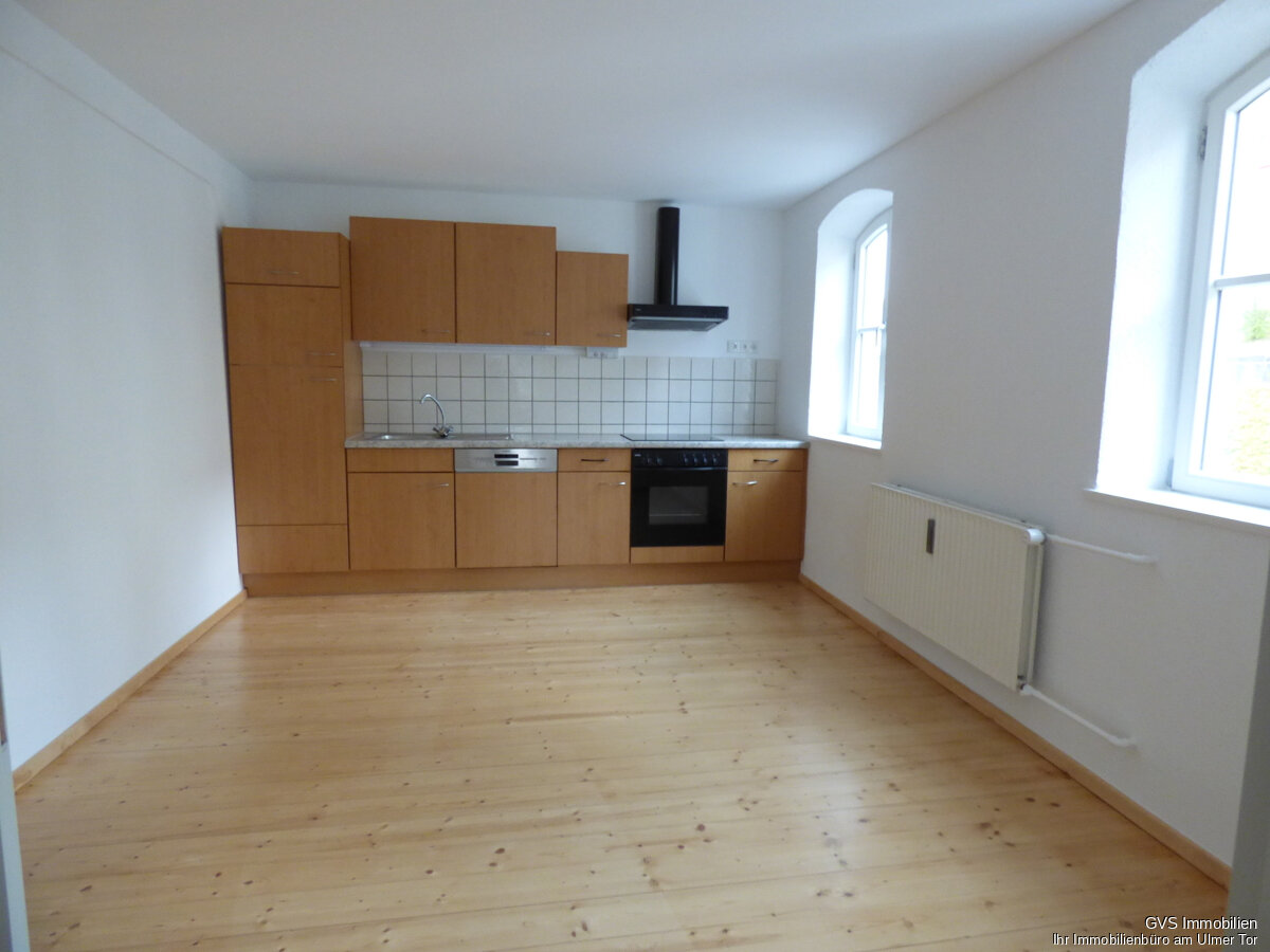 Wohnung zur Miete 800 € 3 Zimmer 94 m²<br/>Wohnfläche 2.<br/>Geschoss ab sofort<br/>Verfügbarkeit Babenhausen Babenhausen 87727