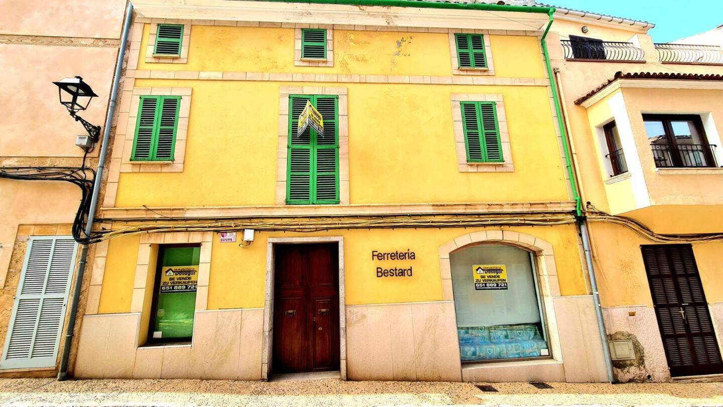 Immobilie in Paitzdorf - Zu reformierendes Styadthaus, aufgeteilt in Erdgeschoss und zwei Etagen in Capdepera - Bild 4