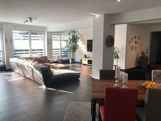 Wohnung zur Miete 550 € 3 Zimmer 165 m² frei ab sofort Münzstr.19 Altstadt Duisburg 47051