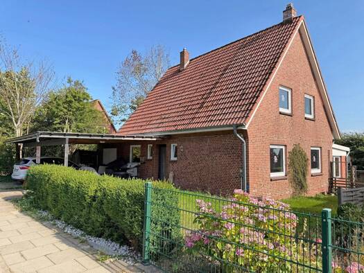 Einfamilienhaus zum Kauf 189.000 € 3 Zimmer 113 m² 808 m² Grundstück Bredstedt 25821
