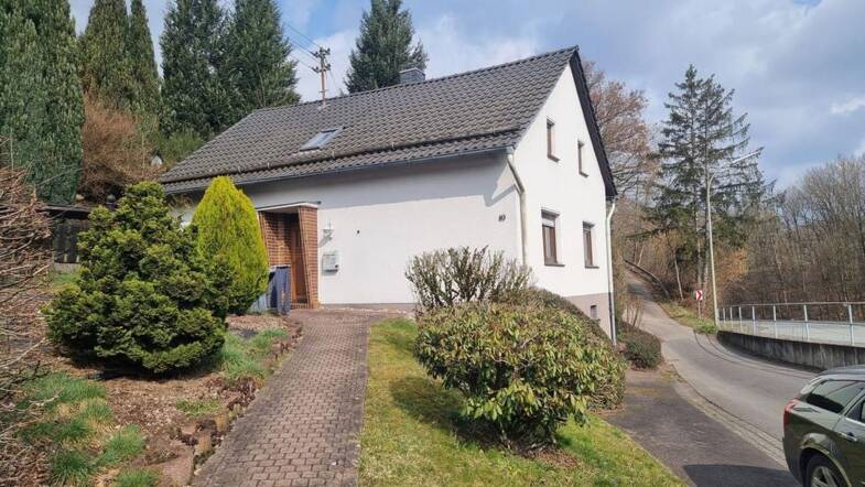 Einfamilienhaus zum Kauf provisionsfrei 185.000 € 5 Zimmer 100,2 m² 3.437 m² Grundstück Bruchertseifen Roth - Nisterbrück 57539