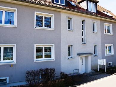 Wohnung zum Kauf 76.500 € 3 Zimmer 76,5 m² Dachgeschoss, 3. Geschoss frei ab sofort Leipziger Straße 38b Altenburg Altenburg 04600
