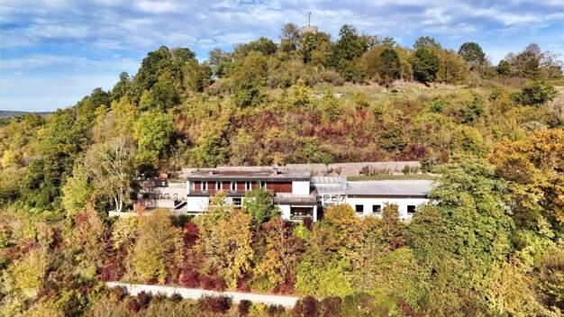 Villa zum Kauf 1.250.000 € 20 Zimmer 850 m² 23.644 m² Grundstück Eltmann Eltmann 97483