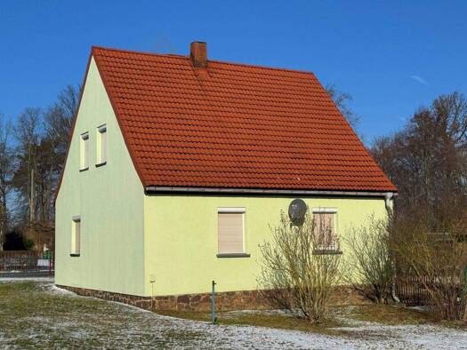 Einfamilienhaus zum Kauf 129.000 € 4 Zimmer 90 m² 1.590 m² Grundstück Krögis Käbschütztal / Krögis 01665