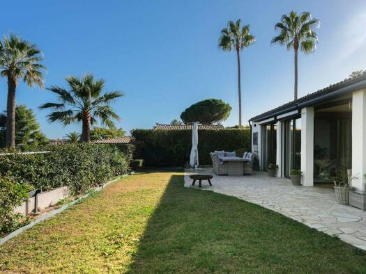 Einfamilienhaus zum Kauf 1.490.000 € 130 m² 573 m² Grundstück Village VILLENEUVE LOUBET 06270