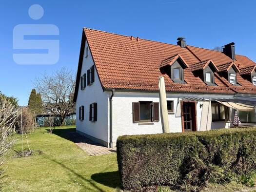 Doppelhaushälfte zum Kauf 349.000 € 4 Zimmer 118 m² 678 m² Grundstück Burghausen Burghausen 84489