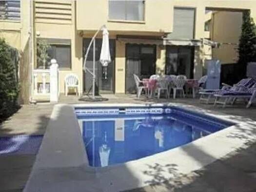 Reihenhaus zur Miete 3.000 € 5 Zimmer 360 m² Calle De La Serra Perentxisa, 5 Picanya 46210