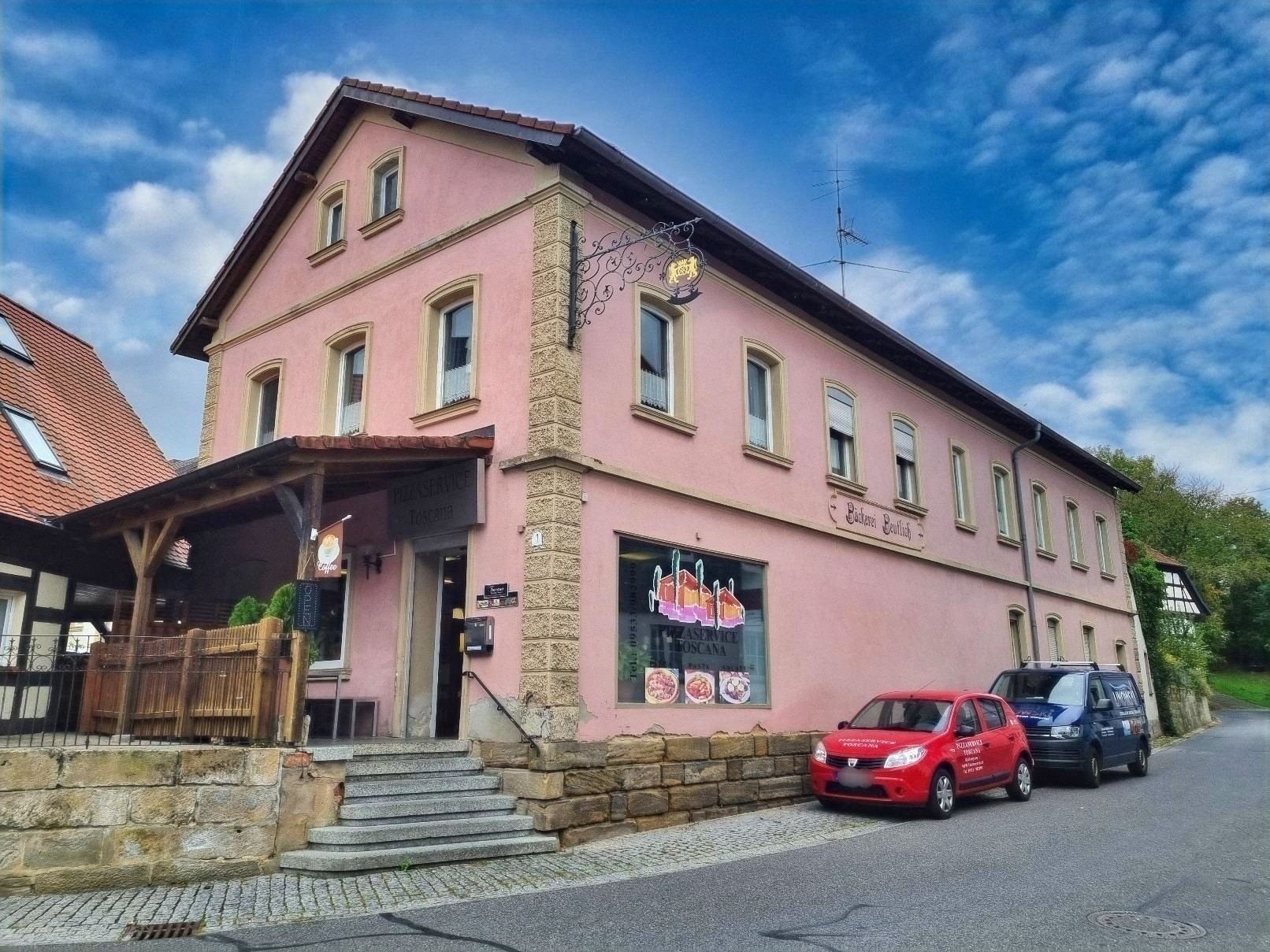 Mehrfamilienhaus zum Kauf 240.000 € 9 Zimmer 240 m²<br/>Wohnfläche 617 m²<br/>Grundstück ab sofort<br/>Verfügbarkeit Untermerzbach Untermerzbach 96190