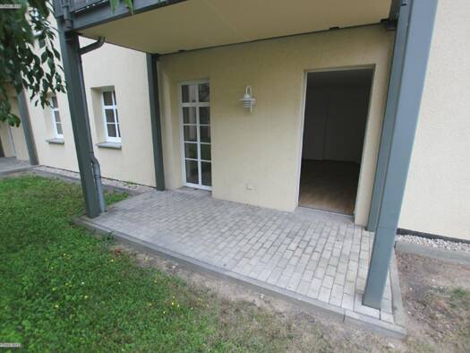 Wohnung zur Miete 330 € 2 Zimmer 50,6 m² EG frei ab sofort Karl-Liebknecht-Straße 1 c Ostviertel Gera 07546
