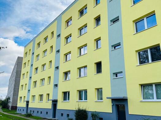 Wohnung zur Miete 380 € 2 Zimmer 58 m² 3. Geschoss Magdeburg 39126