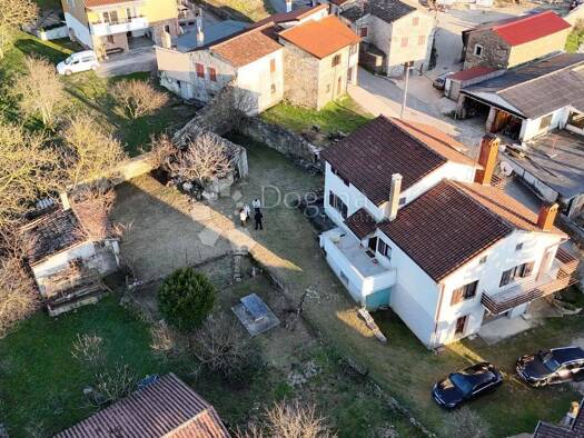 Einfamilienhaus zum Kauf 330.000 € 8 Zimmer 250 m² Zarečje, Pazin - Okolica Pazin 52000