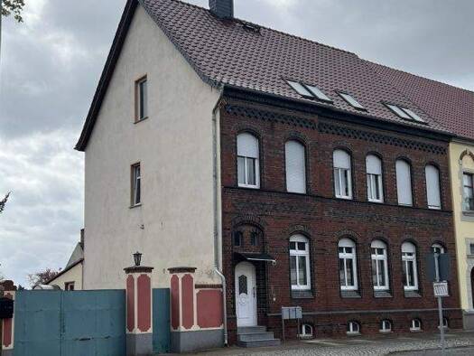 Wohnung zur Miete 650 € 2 Zimmer 97 m² 3. Geschoss frei ab sofort Dobritzer Straße 34 Zerbst Zerbst/Anhalt 39261