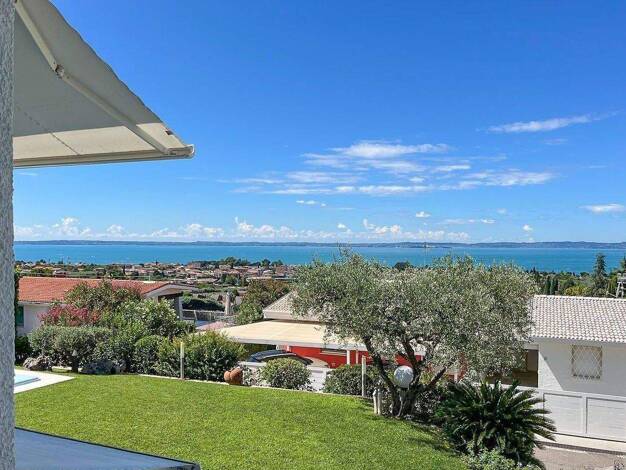 Villa zur Miete 6 Zimmer 200 m² 500 m² Grundstück frei ab sofort Bardolino 37011