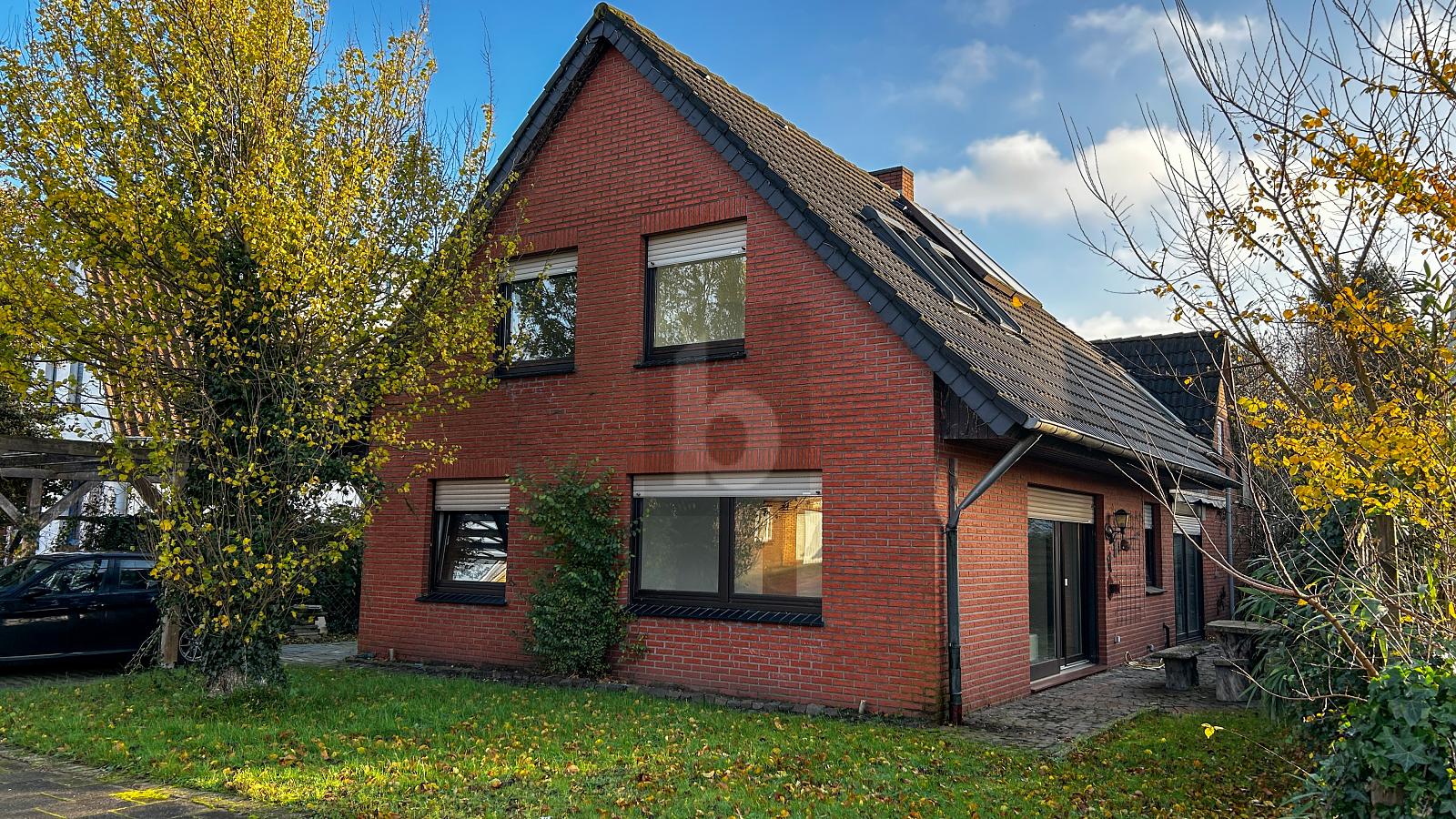 Einfamilienhaus zum Kauf 249.000 € 6 Zimmer 163 m²<br/>Wohnfläche 625 m²<br/>Grundstück Wahlbezirk 305 Nordhorn 48529