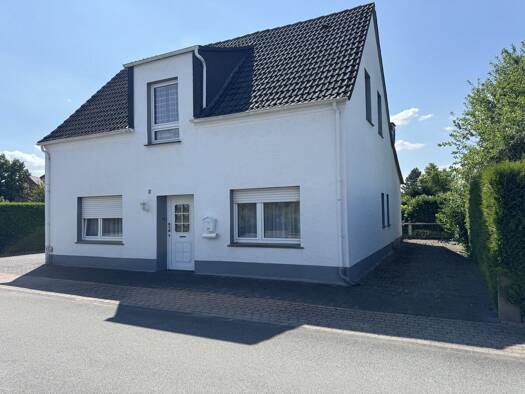Einfamilienhaus zum Kauf 280.000 € 5 Zimmer 120 m² 503 m² Grundstück Dedinghausen Lippstadt 59558