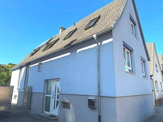 Einfamilienhaus zum Kauf 550.000 € 4 Zimmer 159 m² 701 m² Grundstück Spöck Stutensee 76297