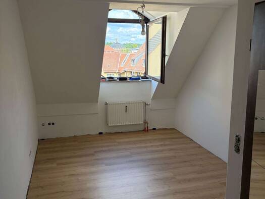 Wohnung zur Miete 450 € 1 Zimmer 17 m² 5. Geschoss Innenstadt Erlangen 91054