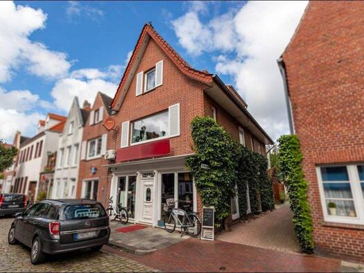 Gewerbeobjekt zum Kauf als Kapitalanlage geeignet 399.000 € 327 m² 266 m² Grundstück Stadtzentrum Emden 26725