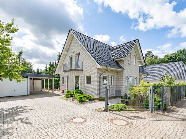 Einfamilienhaus zum Kauf 949.000 € 5 Zimmer 146 m² 788 m² Grundstück Sasel Wandsbek 22393