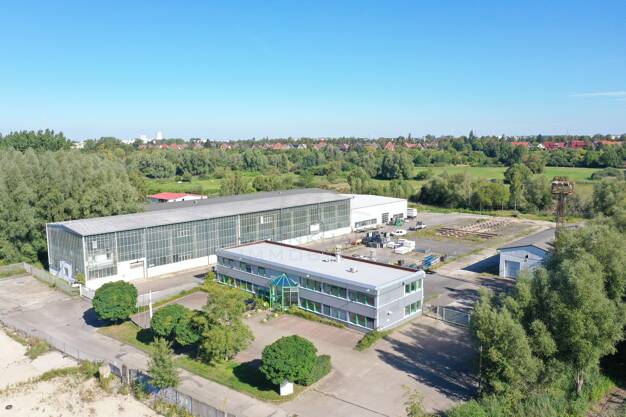 Lagerhalle zur Miete 2,90 € 2.688 m² Lagerfläche teilbar ab 506 m² Petridamm 11c Brinckmansdorf Rostock 18146