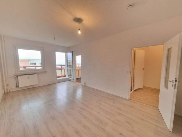 Wohnung zur Miete 470 € 3 Zimmer 64,3 m² 5. Geschoss Harthaer Straße 58 Gorbitz-Nord/Neu-Omsewitz Dresden 01169