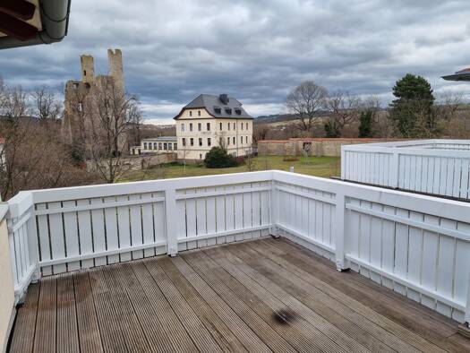 Terrassenwohnung zur Miete 950 € 4 Zimmer 123 m² 2. Geschoss frei ab 01.06.2026 Saalfeld Saalfeld/Saale 07318