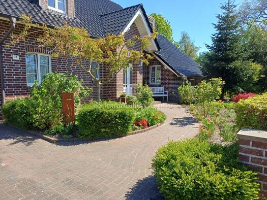 Einfamilienhaus zum Kauf 450.000 € 6 Zimmer 220,7 m² 813 m² Grundstück Neurhede Rhede (Ems) 26899