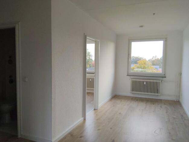 Wohnung zur Miete 960 € 4 Zimmer 90,9 m² 4. Geschoss Schmiedekoppel 65 Bad Schwartau 23611
