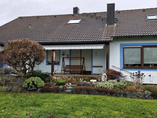 Mehrfamilienhaus zum Kauf 695.000 € 9 Zimmer 243 m² 710 m² Grundstück frei ab sofort Essenbach 84051
