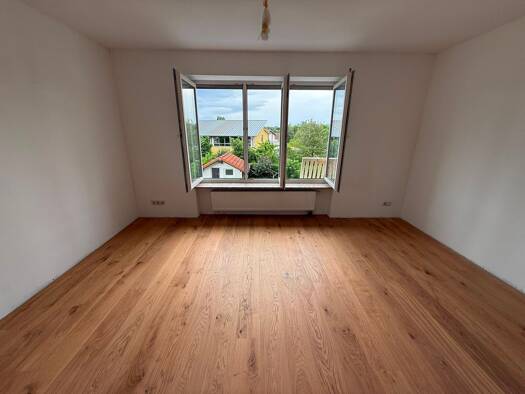 Wohnung zur Miete 980 € 3,5 Zimmer 86,6 m² Geschoss 1/3 frei ab sofort Mönchehof Espenau 34314