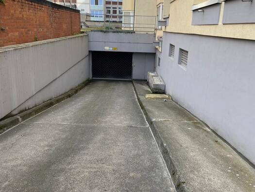 Tiefgarage zur Miete provisionsfrei 70 € D7 23-25 Quadrate Innenstadt / Jungbusch 68159