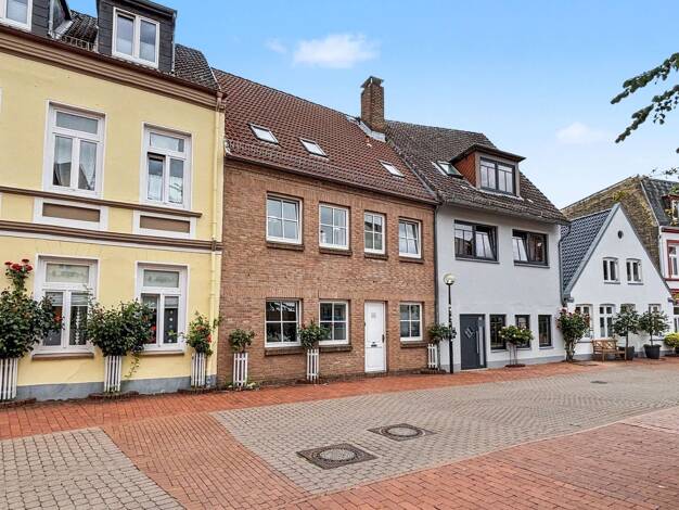 Reihenmittelhaus zum Kauf 499.000 € 4 Zimmer 165 m² 342 m² Grundstück Schleswig 24837