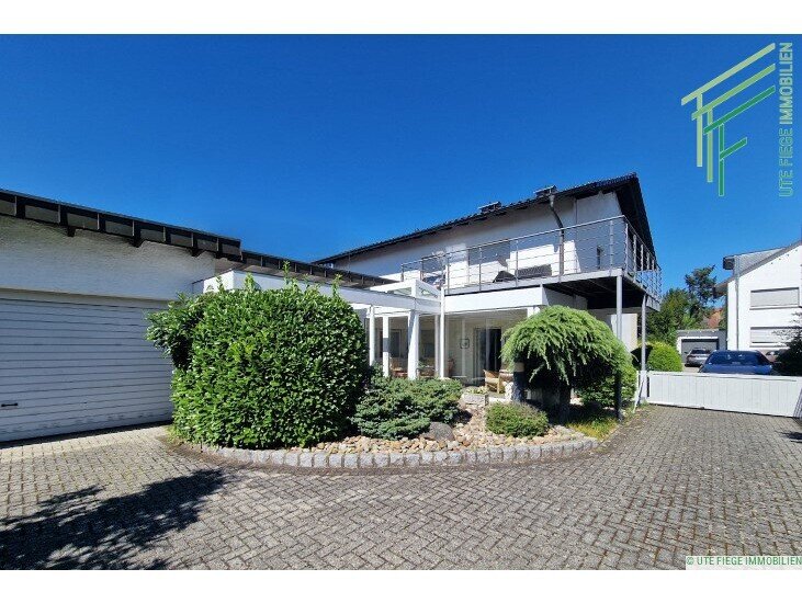 Mehrfamilienhaus zum Kauf 690.000 € 8 Zimmer 218,1 m²<br/>Wohnfläche 376,8 m²<br/>Grundstück Ober-Roden Rödermark 63322