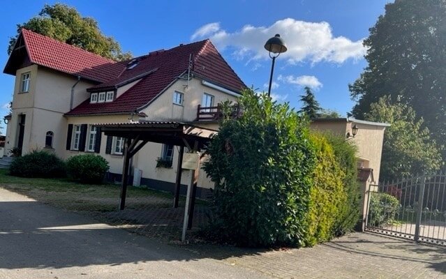 Herrenhaus zum Kauf 425.000 € 8 Zimmer 240 m²<br/>Wohnfläche 3.500 m²<br/>Grundstück Rehfeld Kyritz 16866