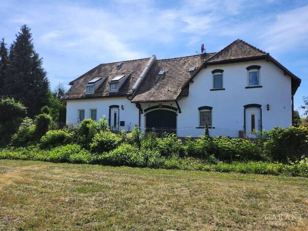 Mehrfamilienhaus zum Kauf 259.000 € 11 Zimmer 221 m² 1.220 m² Grundstück Kemmlitz Mügeln 04769