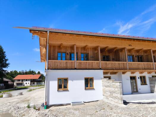 Wohnung zur Miete 1.320 € 3 Zimmer 80 m² 1. Geschoss frei ab 01.09.2026 Aufham 4 Aufham Irschenberg 83737
