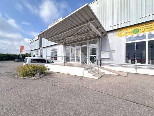 Bürofläche zur Miete 4.670 € 9 Zimmer 395 m² Bürofläche Gundelfingen 79194