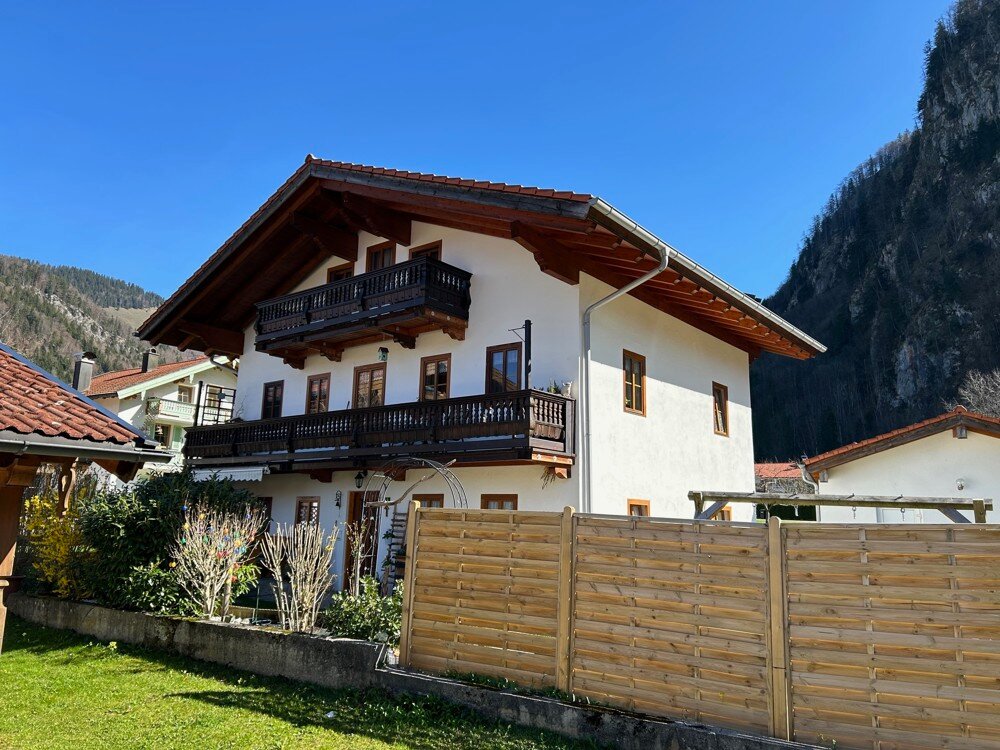 Einfamilienhaus zum Kauf 650.000 € 9 Zimmer 168 m²<br/>Wohnfläche 421 m²<br/>Grundstück Oberwössen Unterwössen / Oberwössen 83246