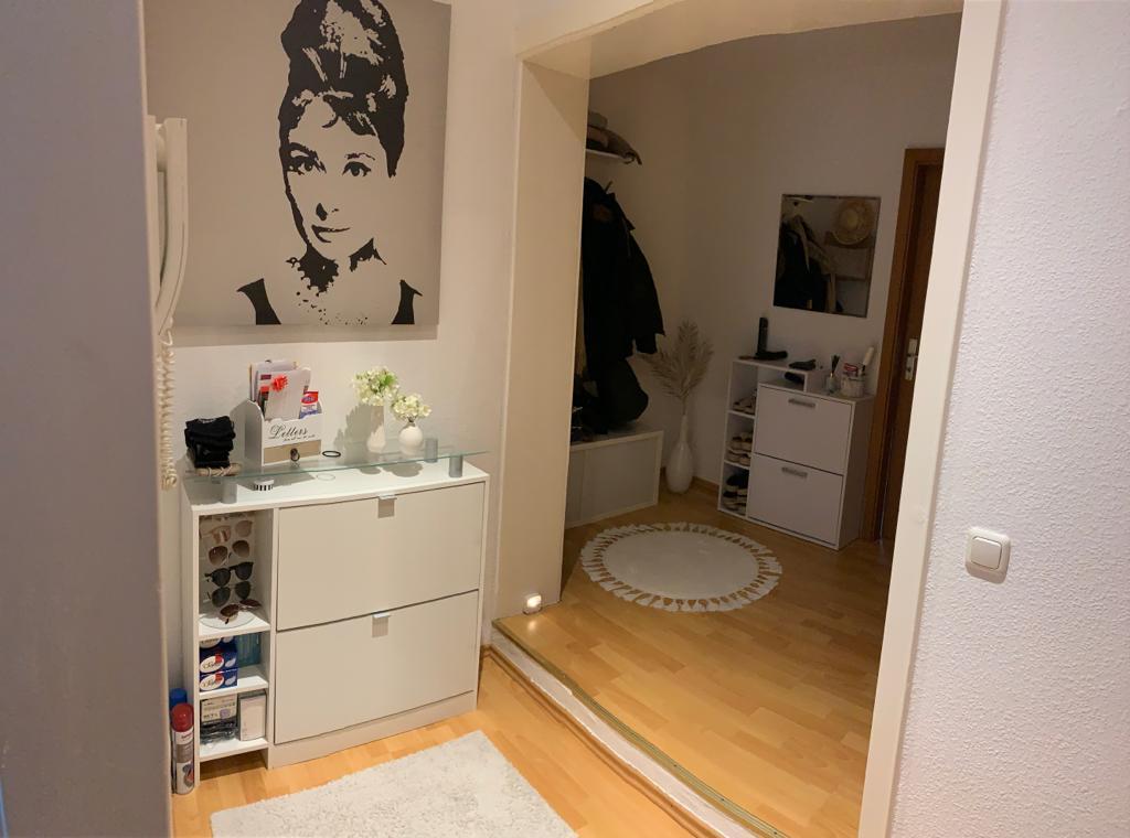 Wohnung zur Miete 700 € 2,5 Zimmer 73 m²<br/>Wohnfläche 1.<br/>Geschoss 01.01.2025<br/>Verfügbarkeit Hausen Obertshausen 63179