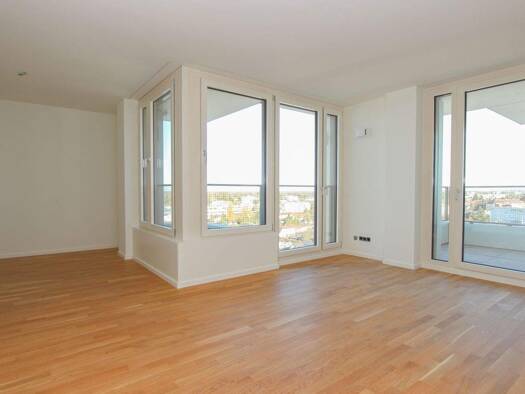 Wohnung zur Miete 2.209 € 2 Zimmer 83,9 m² 8. Geschoss frei ab 01.05.2026 Memminger Platz 4 Moosach München 80997