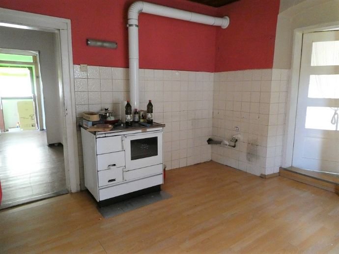 Haus zum Kauf 219.000 € 6 Zimmer 122 m²<br/>Wohnfläche 320 m²<br/>Grundstück ab sofort<br/>Verfügbarkeit Haßfurt Haßfurt 97437