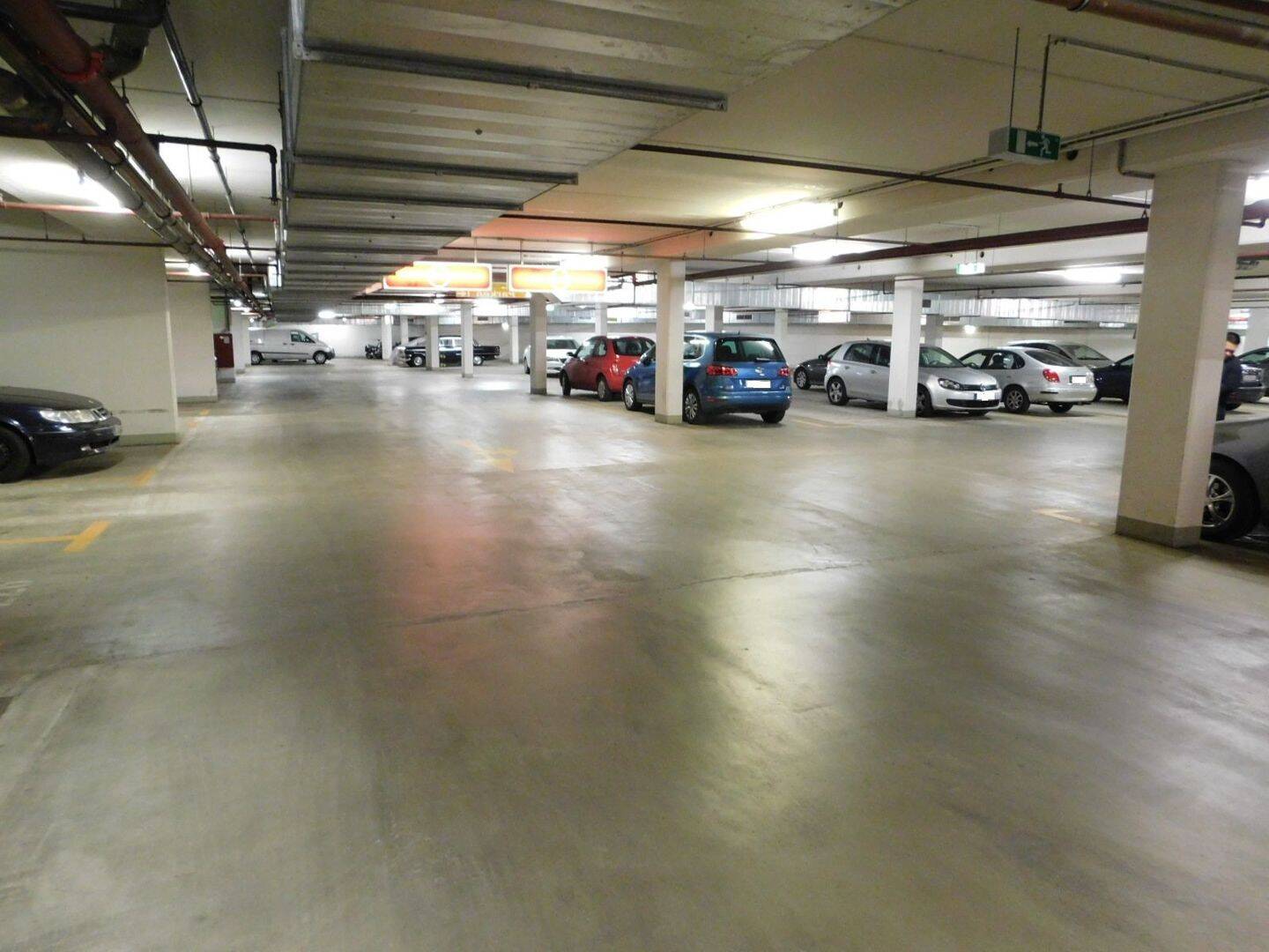 Tiefgarage zur Miete - Ansicht 2