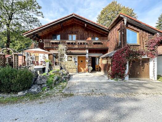 Doppelhaushälfte zum Kauf 549.000 € 3 Zimmer 102,5 m² 357 m² Grundstück frei ab 01.04.2027 Aurach Fischbachau 83730