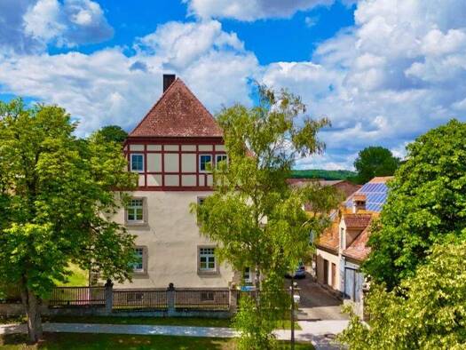 Einfamilienhaus zum Kauf 495.000 € 10 Zimmer 295 m² 890 m² Grundstück Oberntief 91438