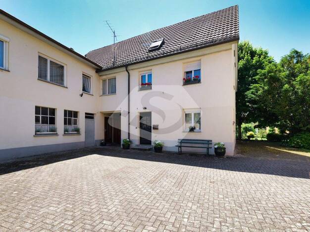 Mehrfamilienhaus zum Kauf 695.000 € 8 Zimmer 232,7 m² 578 m² Grundstück Bad Krozingen 79189