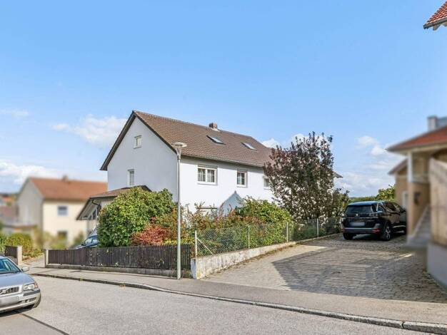 Mehrfamilienhaus zum Kauf 469.000 € 6 Zimmer 215 m² 734 m² Grundstück Neufahrn Neufahrn i.NB 84088